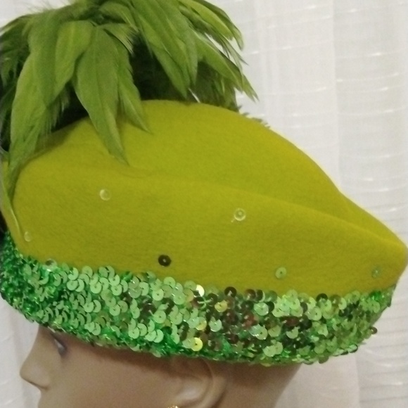Vintage USA Stewardess Women Hat With plumes/Feathers Sequins - Picture 9 of 16